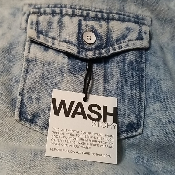 GAP blue jean shirt - Picture 4 of 9